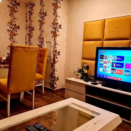 Royal Residencia Centaurus Apartment Islamabad Ngoại thất bức ảnh