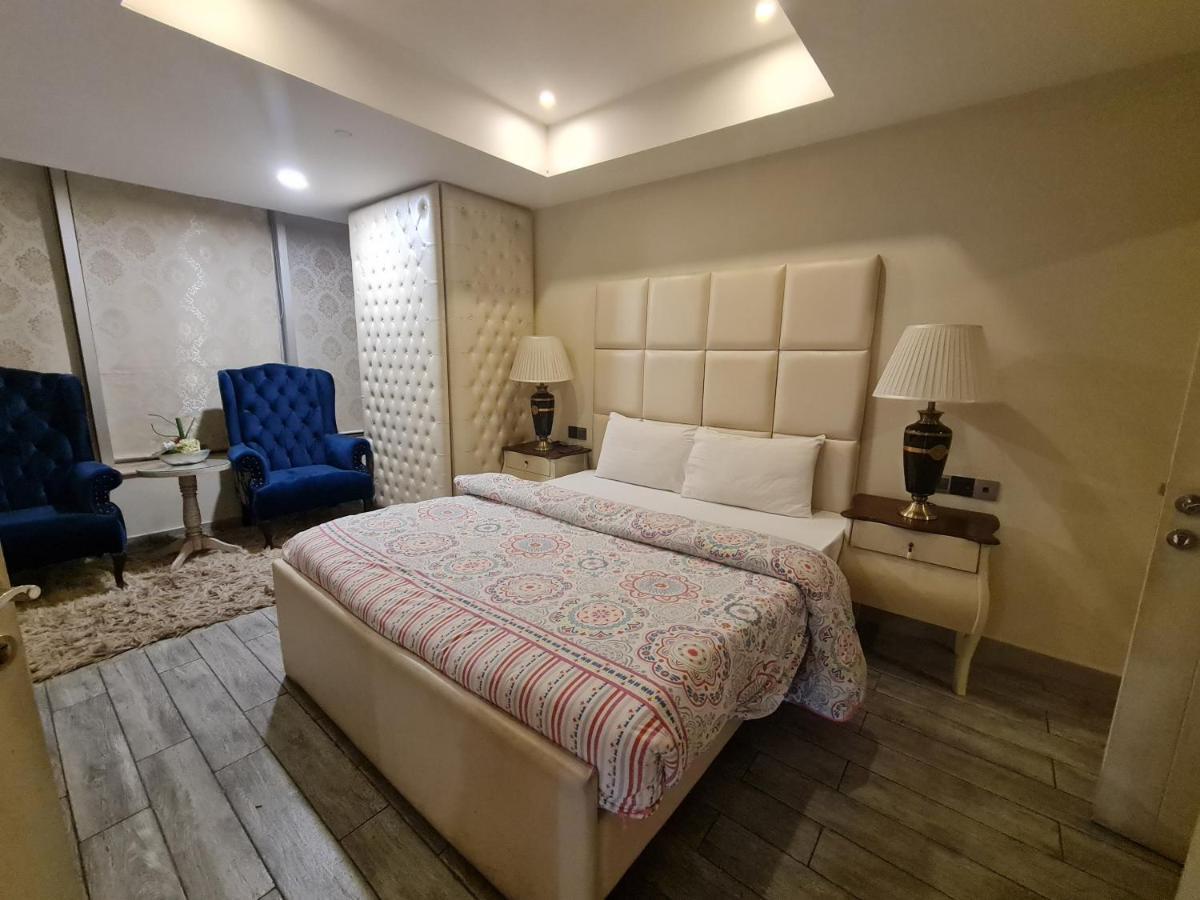 Royal Residencia Centaurus Apartment Islamabad Ngoại thất bức ảnh