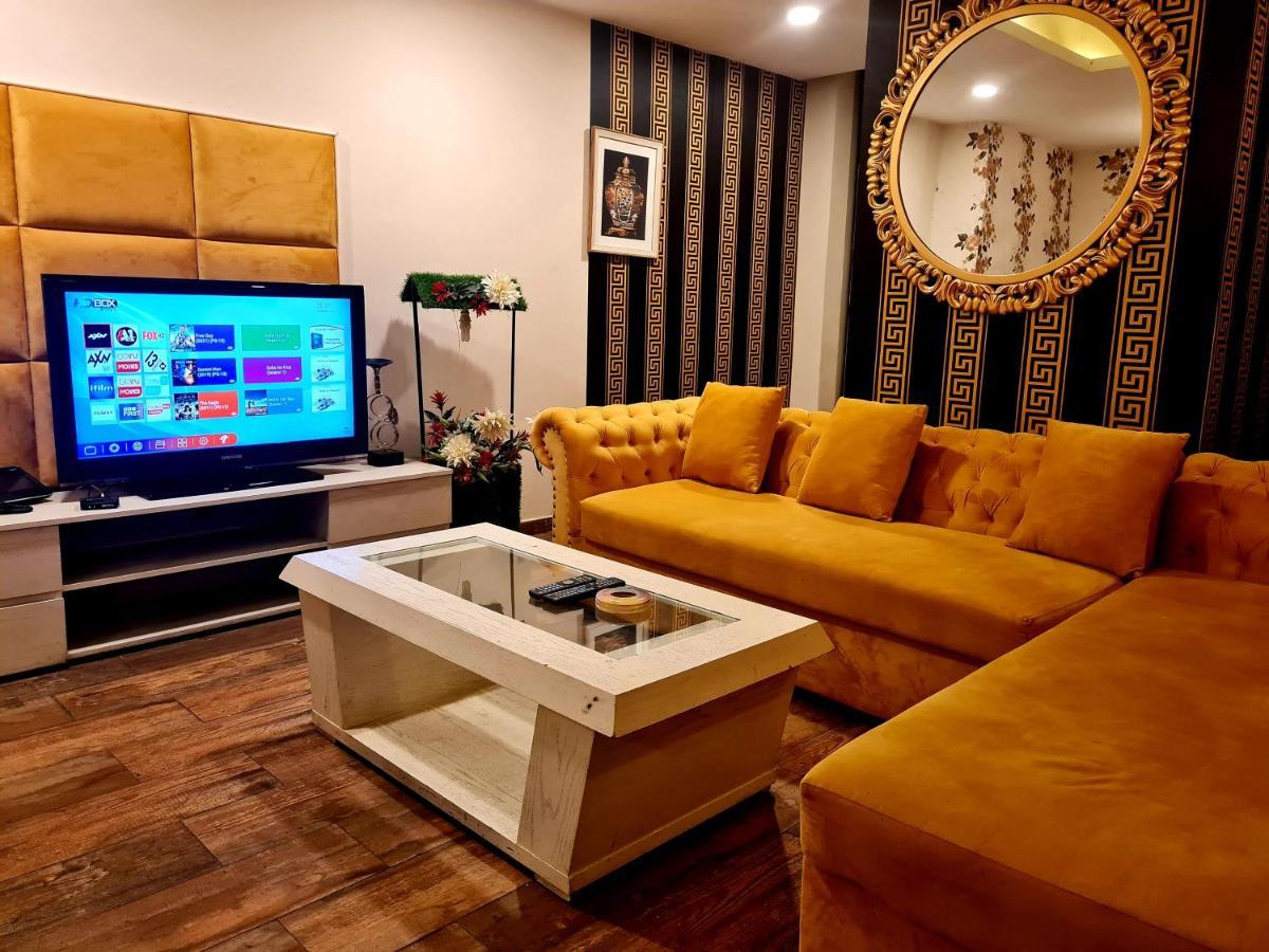 Royal Residencia Centaurus Apartment Islamabad Ngoại thất bức ảnh