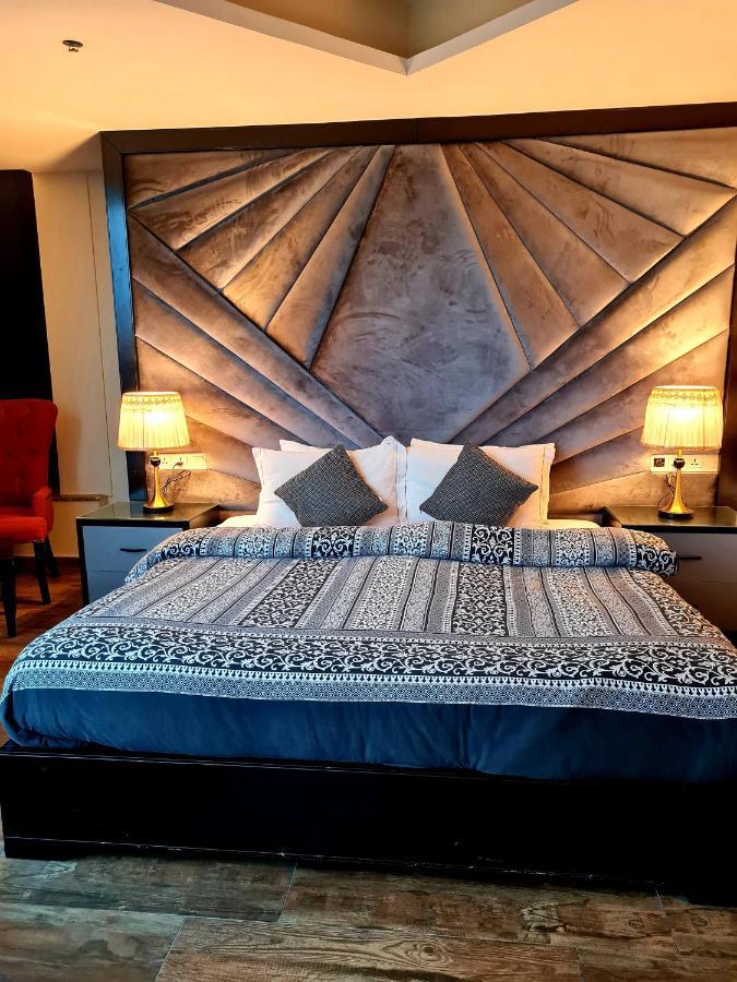 Royal Residencia Centaurus Apartment Islamabad Ngoại thất bức ảnh
